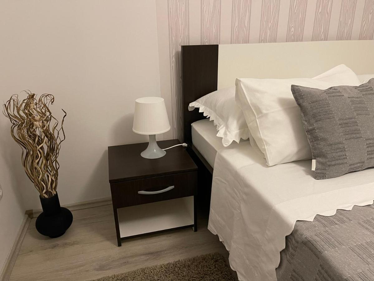 Apartments Antisa Baška Voda Exteriör bild