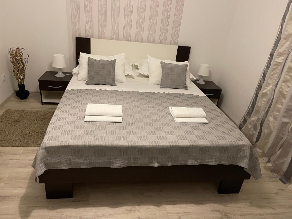 Apartments Antisa Baška Voda Exteriör bild