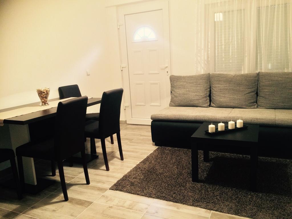 Apartments Antisa Baška Voda Exteriör bild